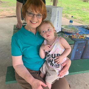 Meet your Posher, Gloria